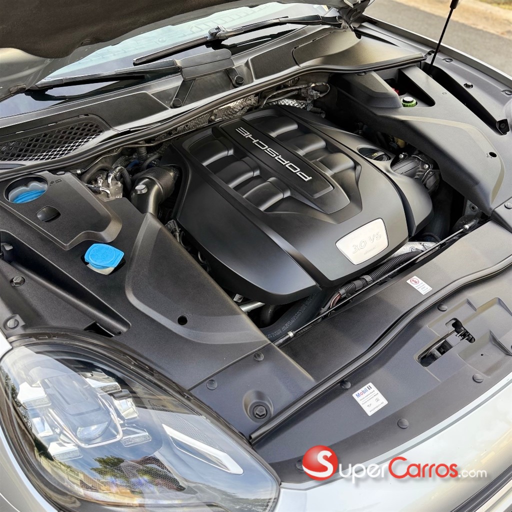 2018 Porsche Cayenne Coupe Platinum — foto 9 / 12