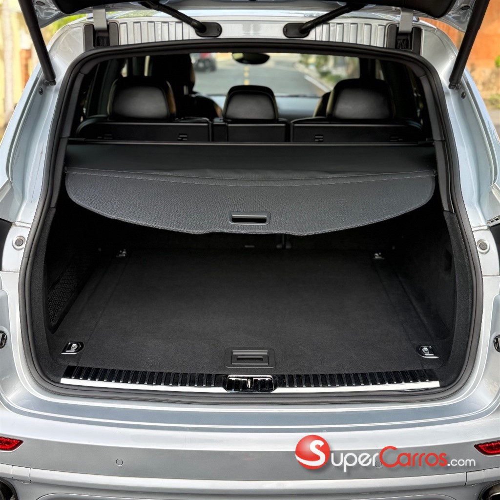 2018 Porsche Cayenne Coupe Platinum — foto 10 / 12
