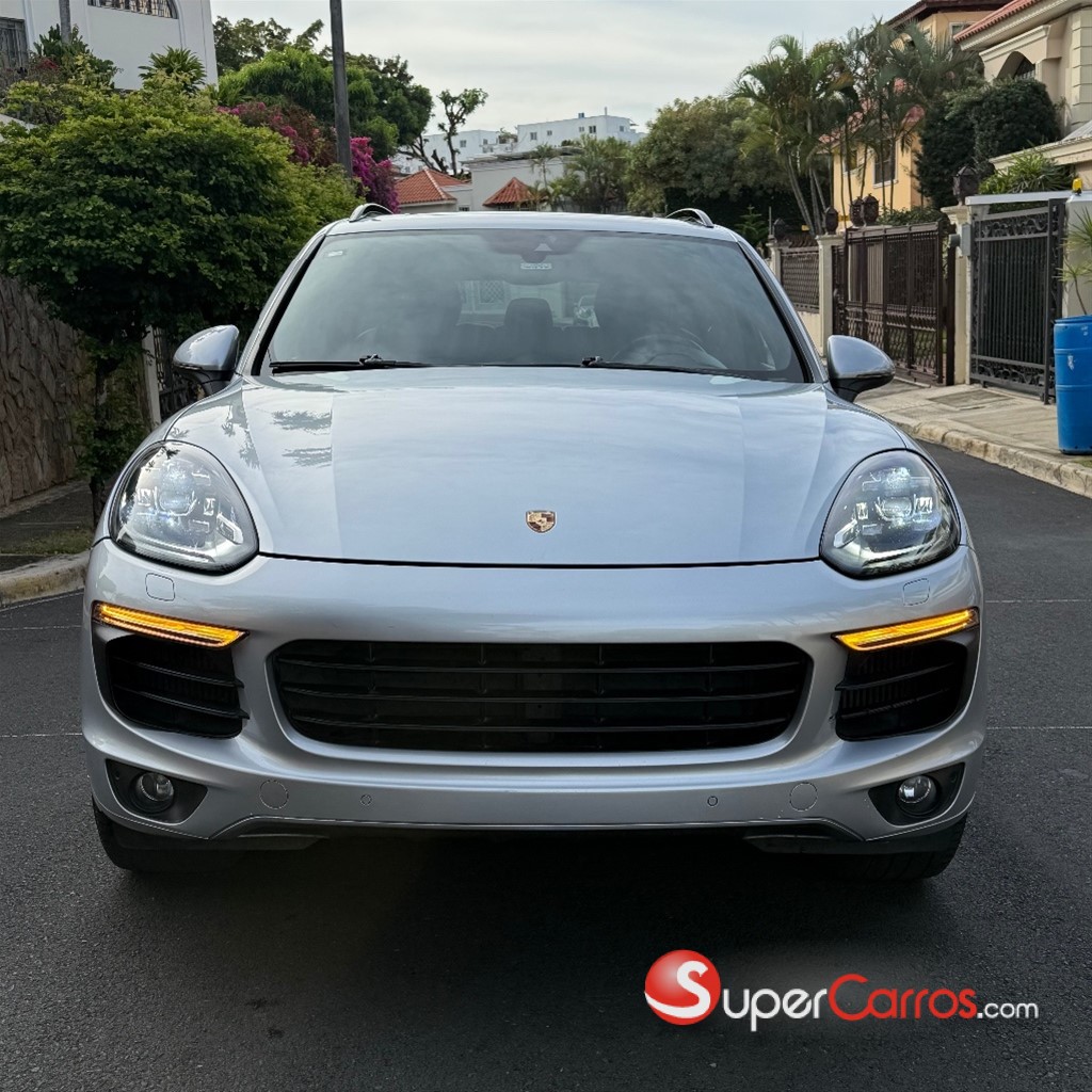 2018 Porsche Cayenne Coupe Platinum — foto 12 / 12
