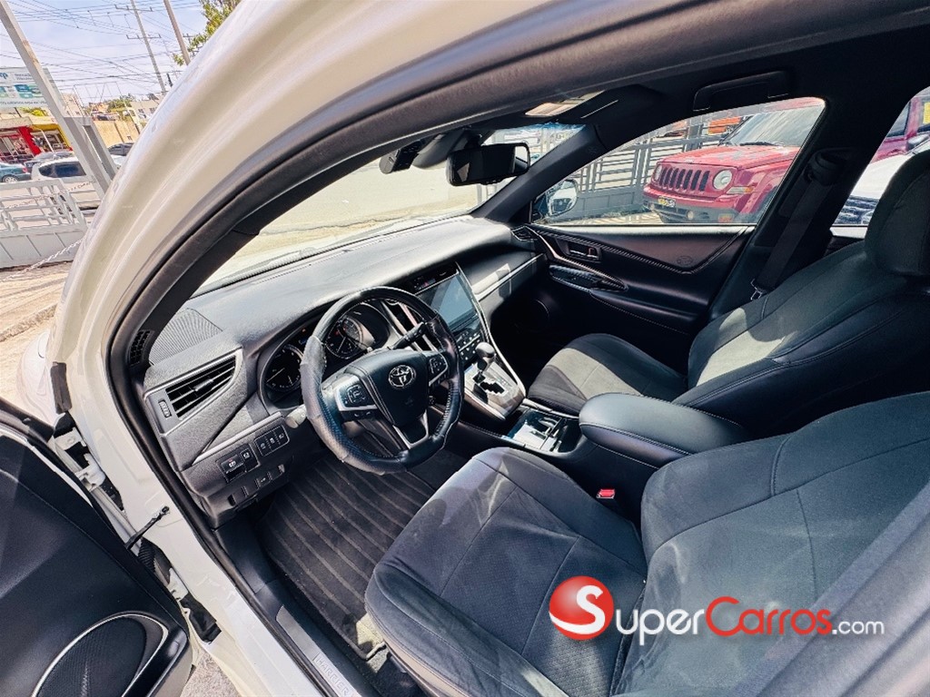 2020 Toyota Harrier — foto 7 / 12