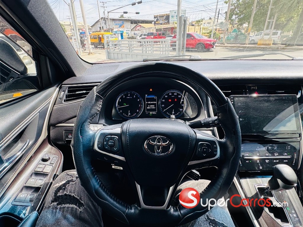 2020 Toyota Harrier — foto 10 / 12