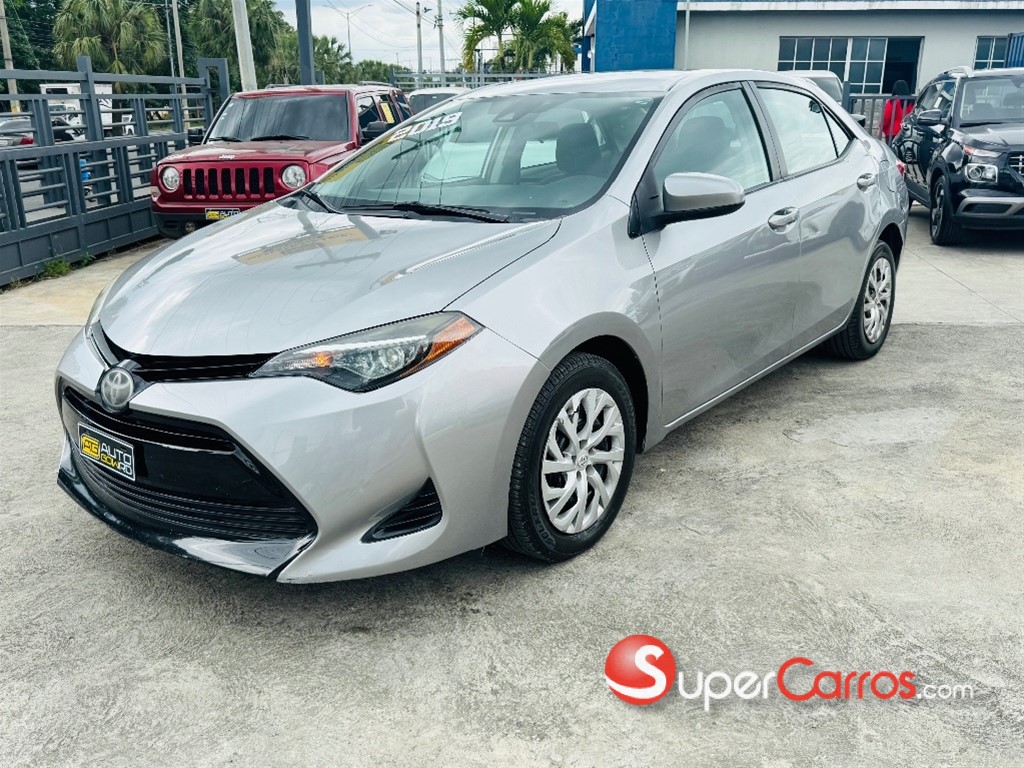 2019 Toyota Corolla LE — foto 3 / 12