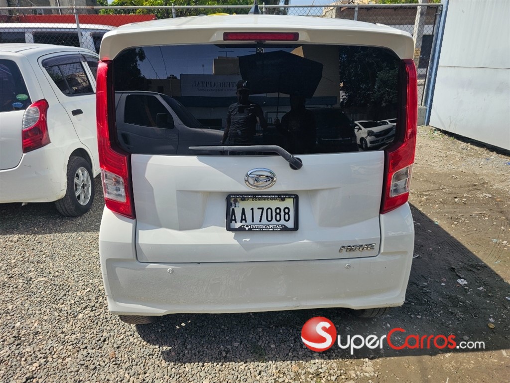 2017 Daihatsu Move — foto 9 / 9
