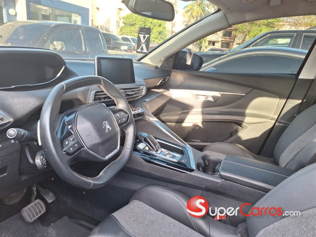 2021 Peugeot 3008 Active — foto 8 / 9