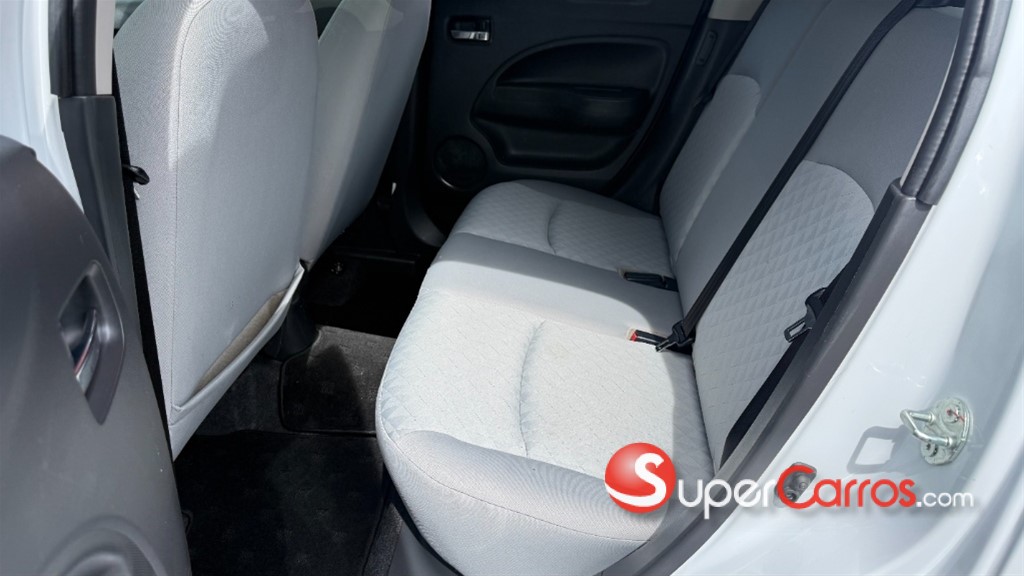2021 Mitsubishi Motors Mirage — foto 2 / 12