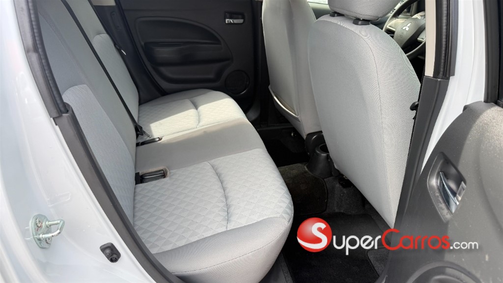 2021 Mitsubishi Motors Mirage — foto 7 / 12