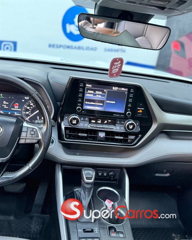 2021 Toyota Highlander XLE — foto 8 / 9