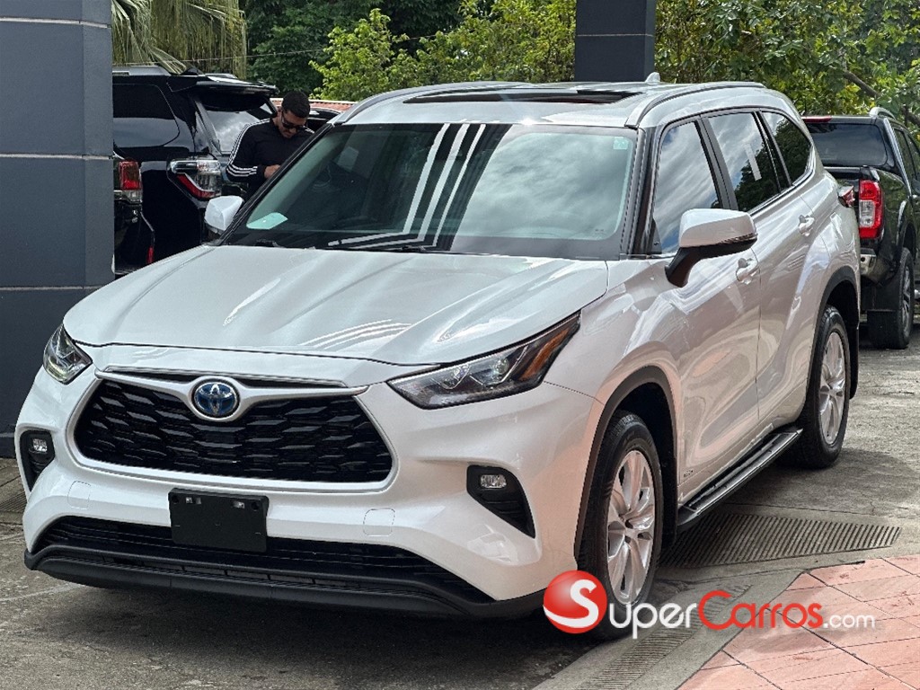 2023 Toyota Highlander Hybrid XLE — foto 2 / 12