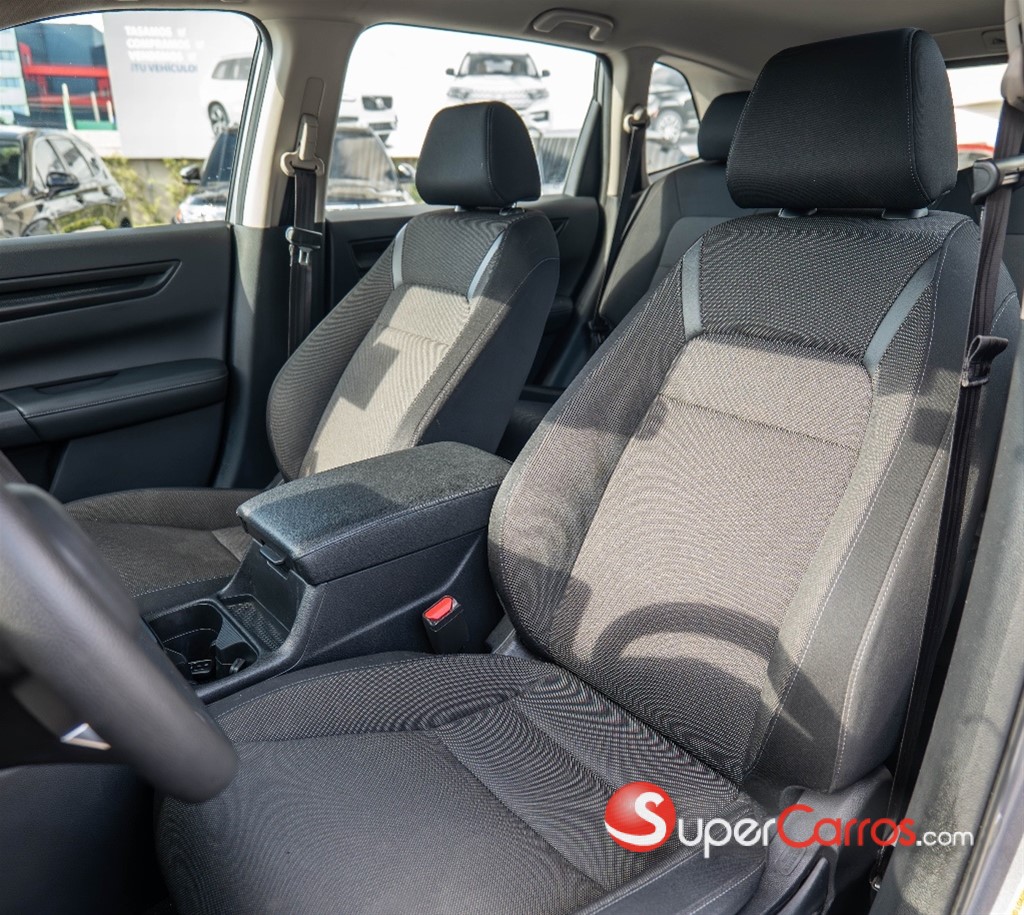 2023 Honda CR-V LX AWD — foto 8 / 11
