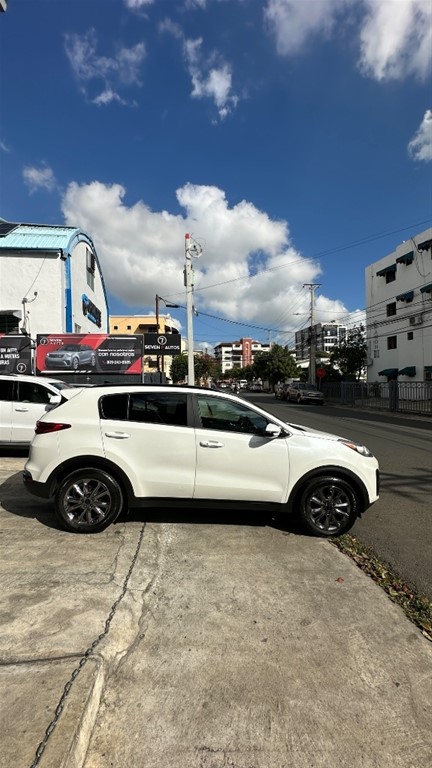 2022 Kia Sportage Nightfall — foto 4 / 10