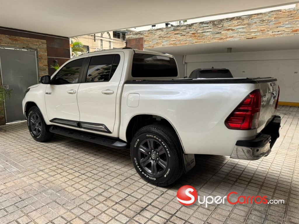 2022 Toyota Hilux — foto 5 / 12