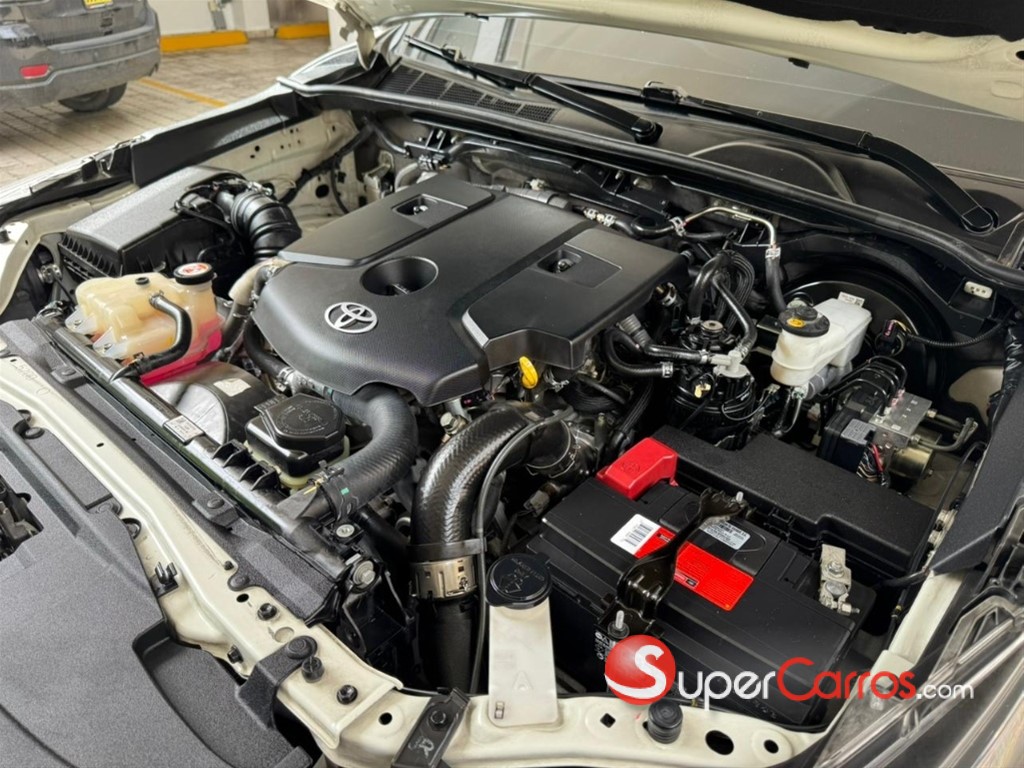 2022 Toyota Hilux — foto 11 / 12
