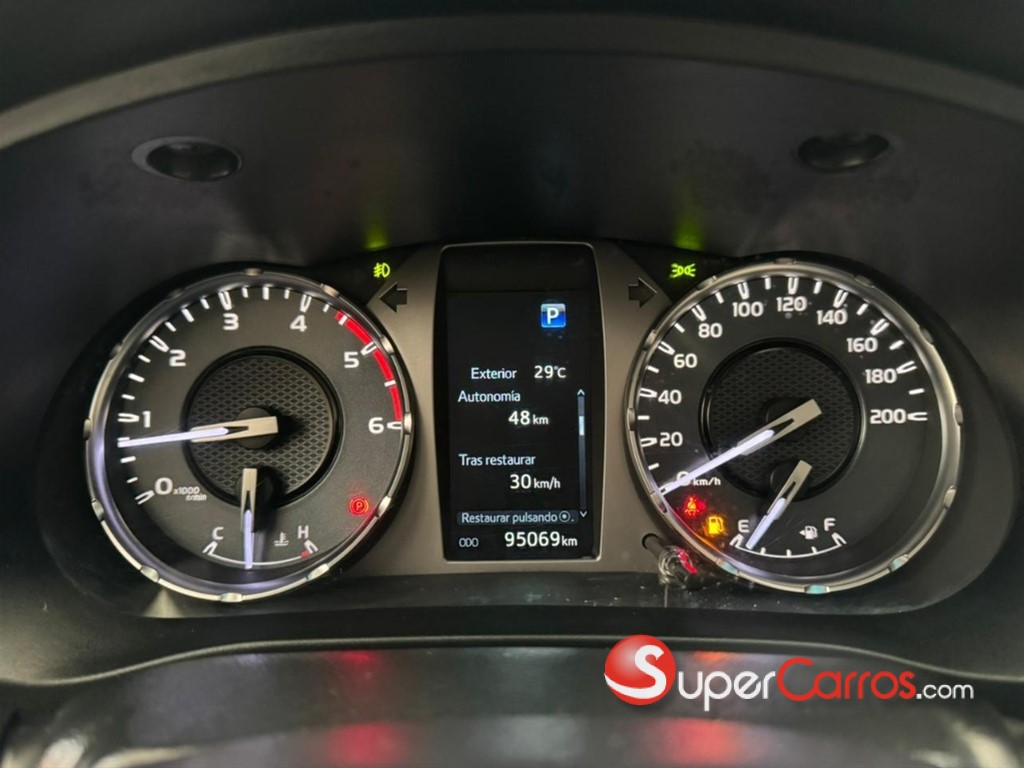2022 Toyota Hilux — foto 12 / 12