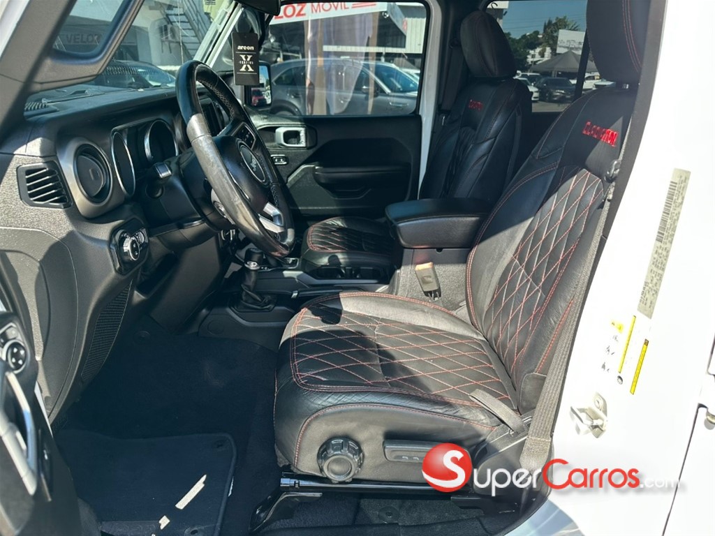2020 Jeep Gladiator Sport — foto 5 / 7