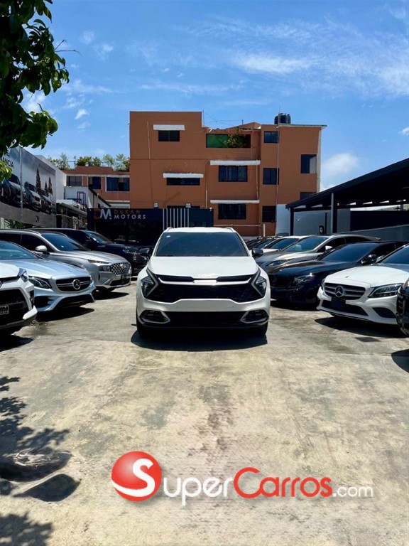 2023 Kia Sportage Luxury — foto 2 / 8
