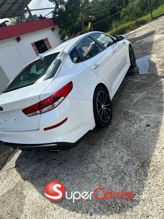 2020 Kia Optima FE — foto 12 / 12