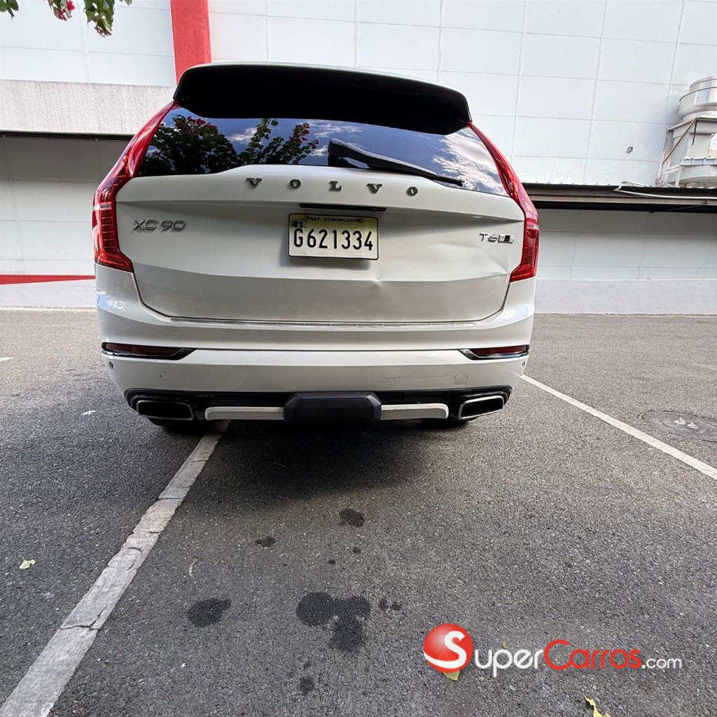 2016 Volvo XC90 R-design T6 — foto 7 / 12