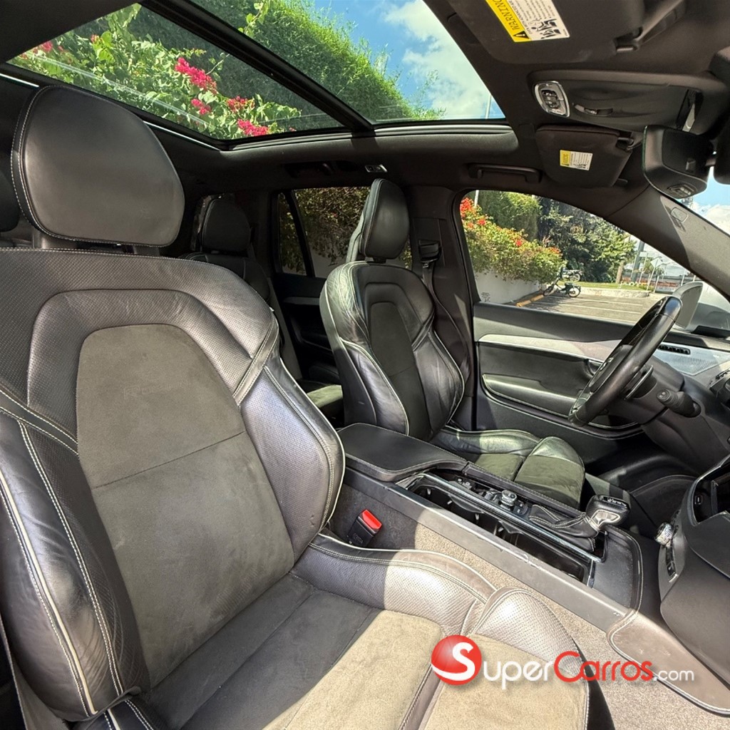2016 Volvo XC90 R-design T6 — foto 11 / 12