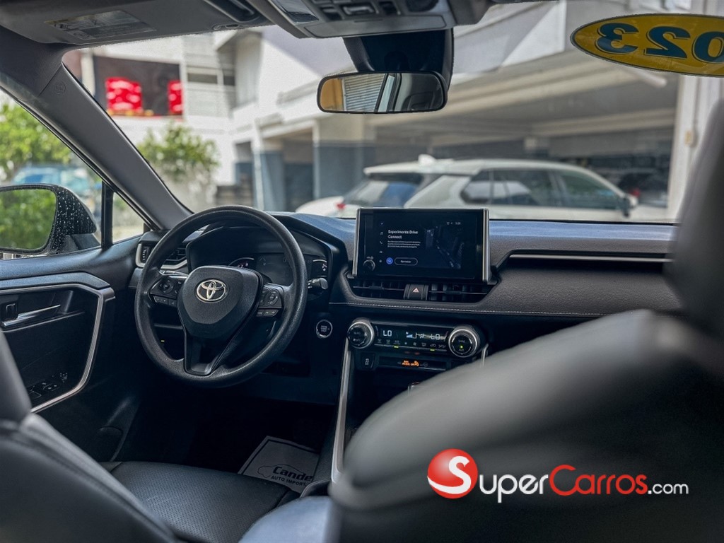 2023 Toyota RAV4 XLE PLUS — foto 5 / 11