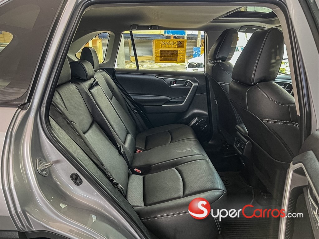 2023 Toyota RAV4 XLE PLUS — foto 7 / 11