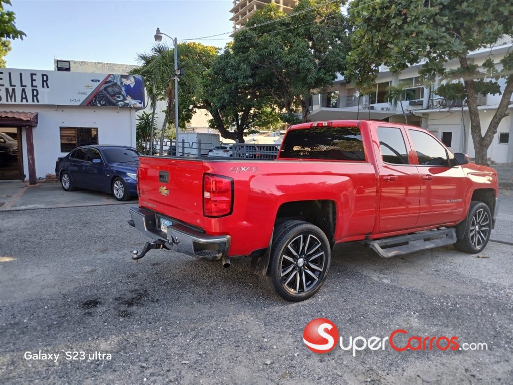 2018 Chevrolet Silverado LT — foto 5 / 12