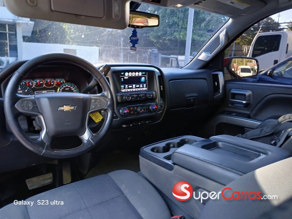2018 Chevrolet Silverado LT — foto 9 / 12