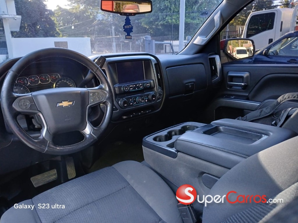 2018 Chevrolet Silverado LT — foto 10 / 12