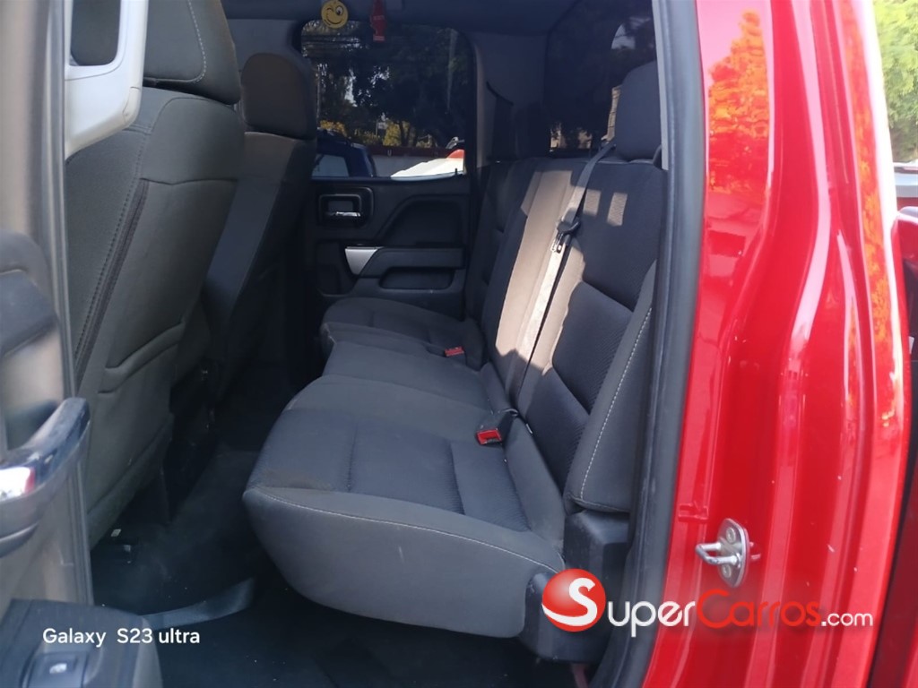 2018 Chevrolet Silverado LT — foto 11 / 12