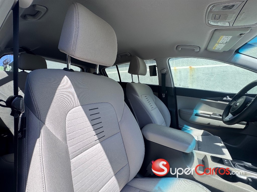 2020 Kia Sportage LX — foto 9 / 9