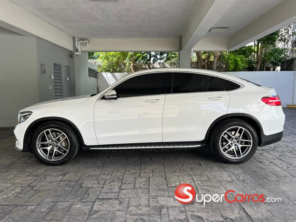 2019 Mercedes-Benz Clase GLC 250 4Matic Coupe — foto 4 / 9