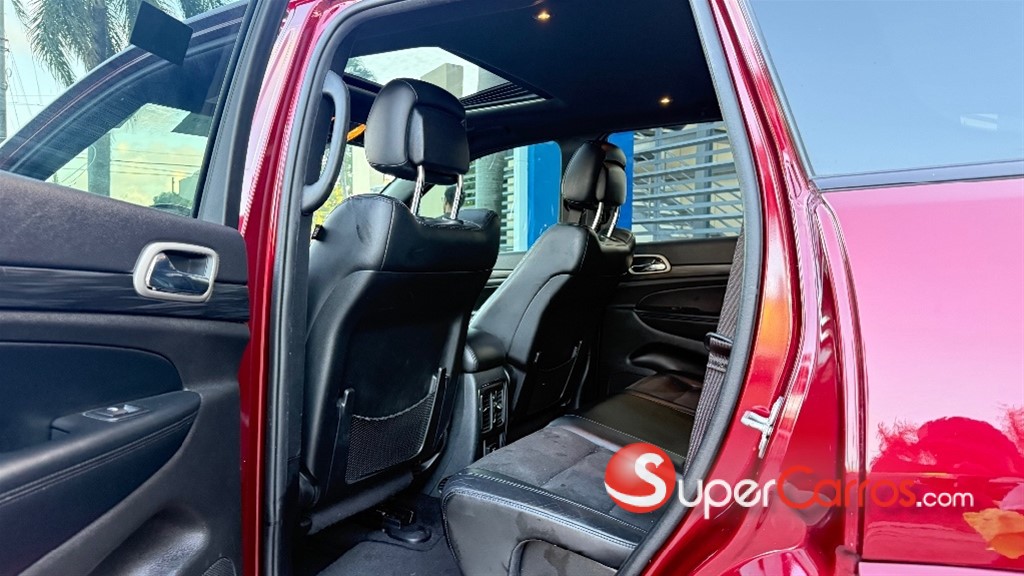 2021 Jeep Grand Cherokee Altitude — foto 5 / 10