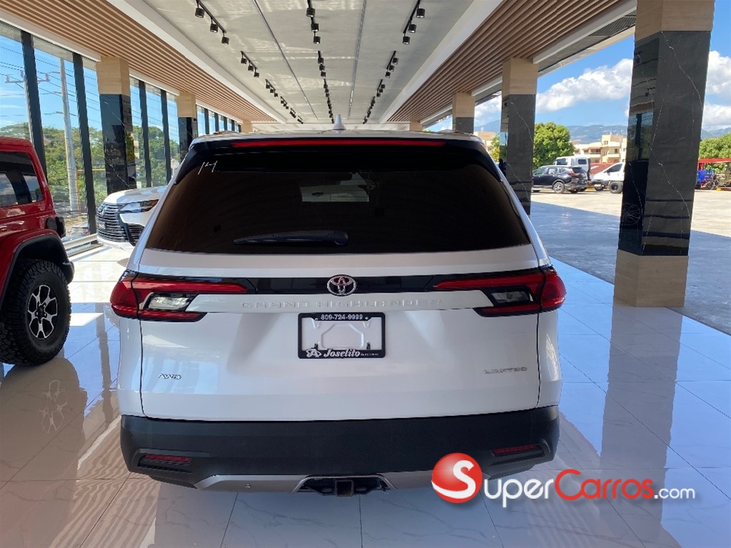 2024 Toyota Grand Highlander Limited — foto 5 / 12