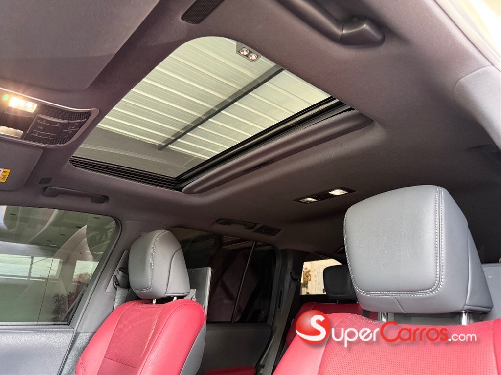 2022 Toyota Land Cruiser 300 VX-R — foto 7 / 10