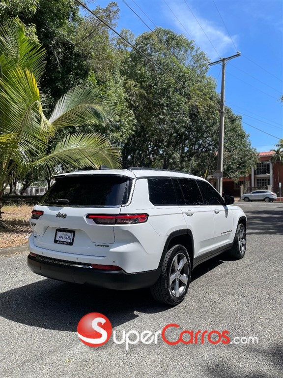 2021 Jeep Grand Cherokee L Limited — foto 6 / 9