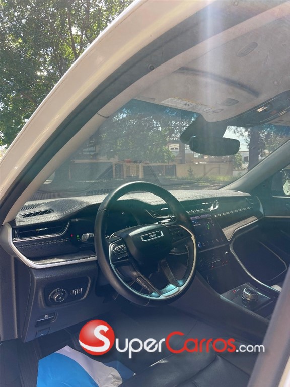 2021 Jeep Grand Cherokee L Limited — foto 7 / 9