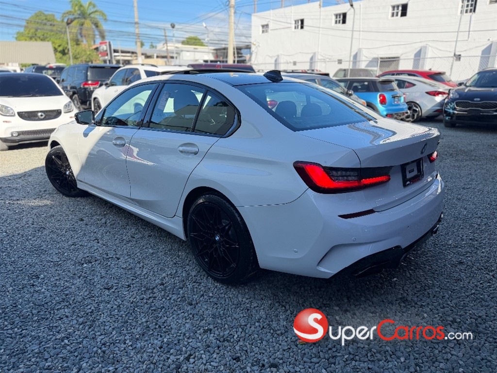 2020 BMW Serie 3 330i — foto 4 / 12