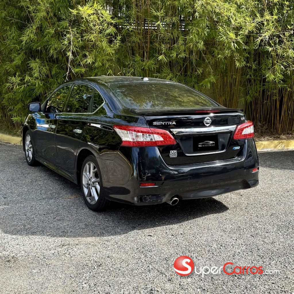 2014 Nissan Sentra SR — foto 4 / 8