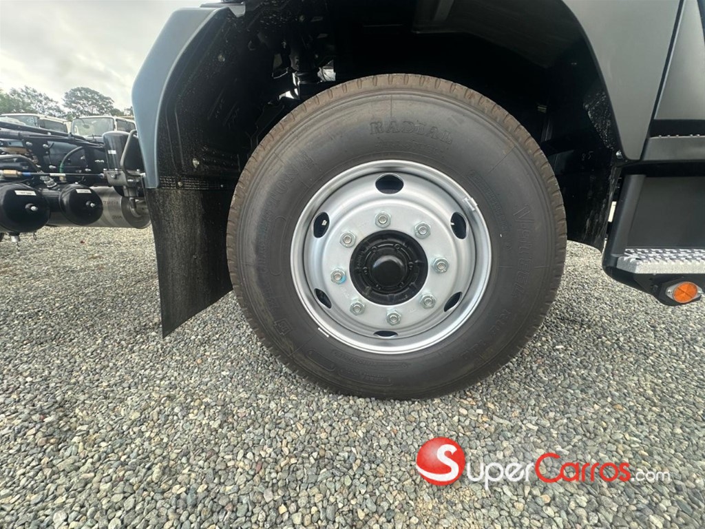 2026 Isuzu FTR 21 Pies — foto 8 / 12