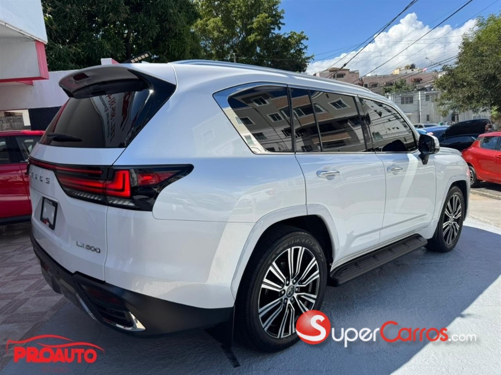 2024 Lexus LX 600 Luxury — foto 6 / 12