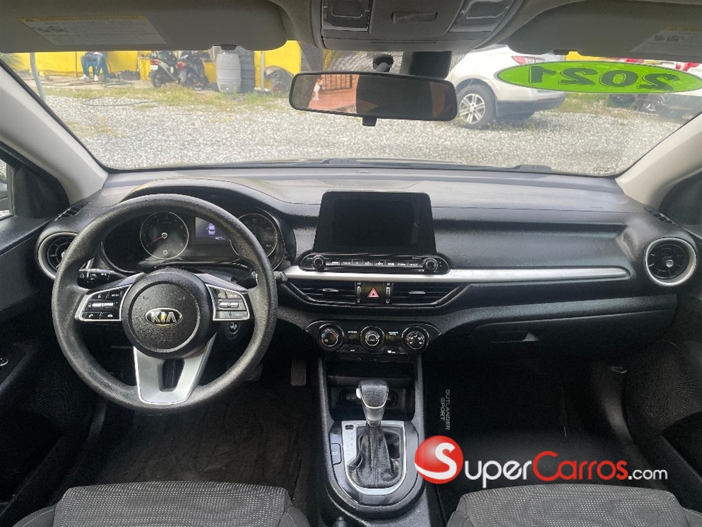 2021 Kia Forte LXS — foto 7 / 10