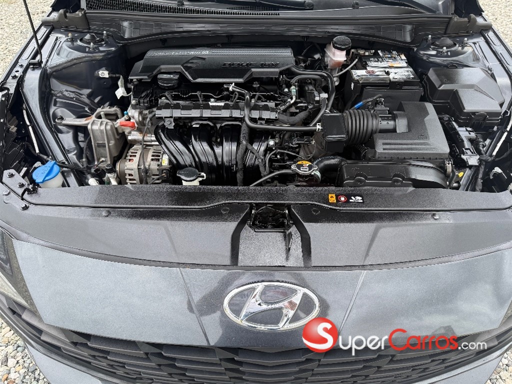 2021 Hyundai Elantra SEL — foto 10 / 10