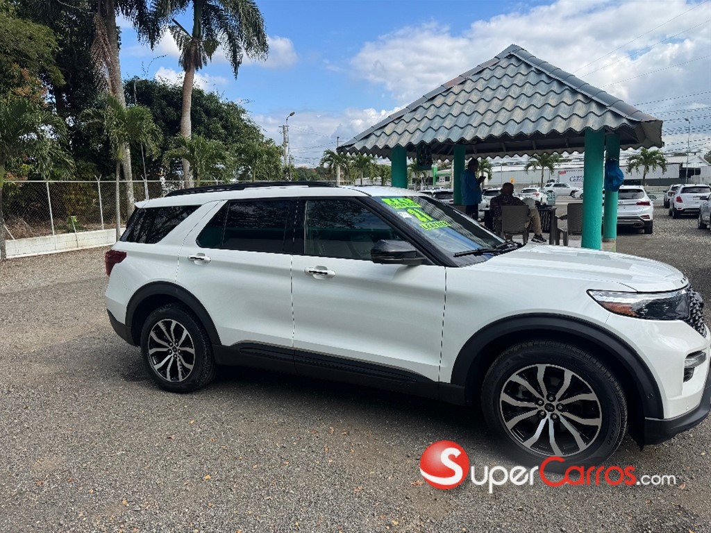 2021 Ford Explorer ST — foto 4 / 12
