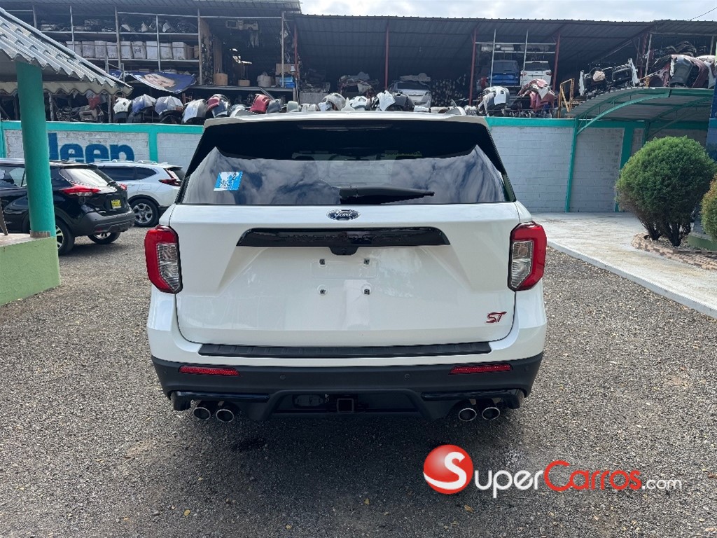 2021 Ford Explorer ST — foto 6 / 12