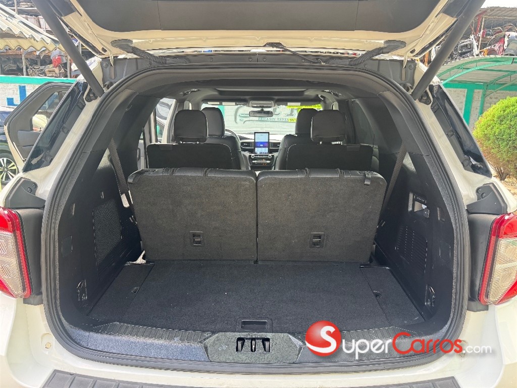 2021 Ford Explorer ST — foto 12 / 12