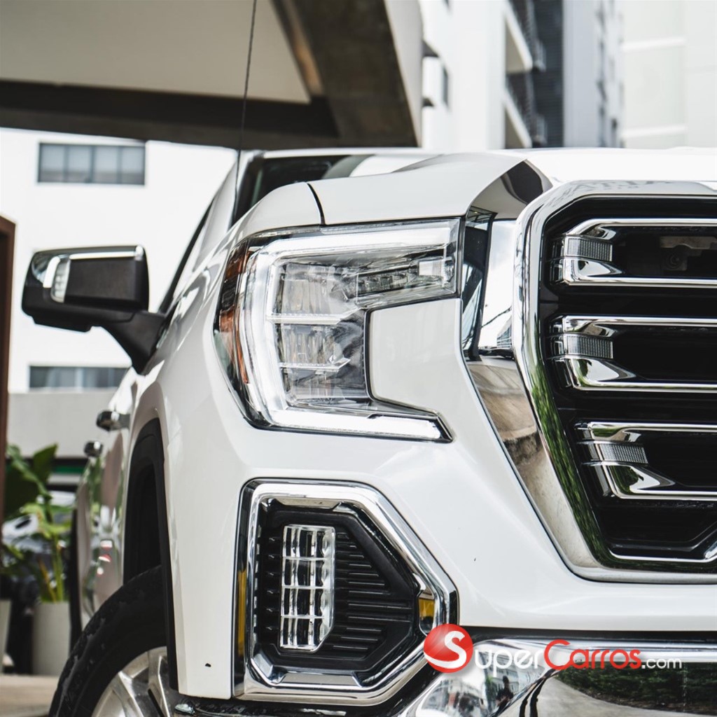 2021 GMC Sierra 1500 AT4 DURAMAX — foto 2 / 12