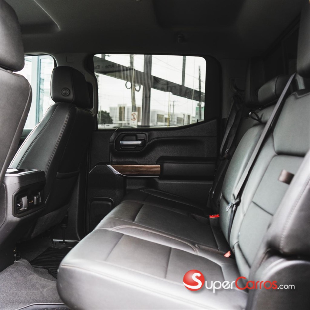 2021 Chevrolet Silverado 1500 RST — foto 5 / 12