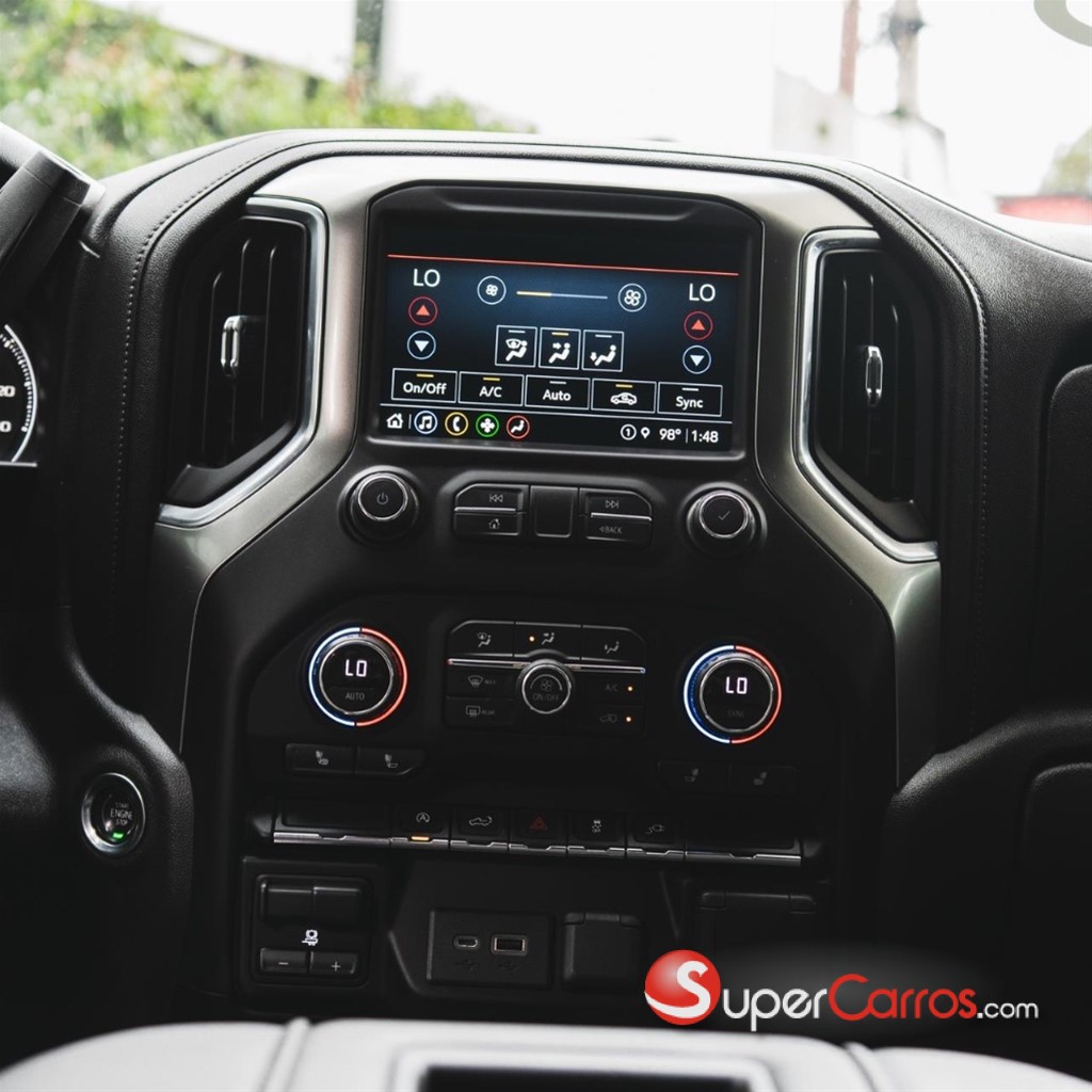 2021 Chevrolet Silverado 1500 RST — foto 8 / 12
