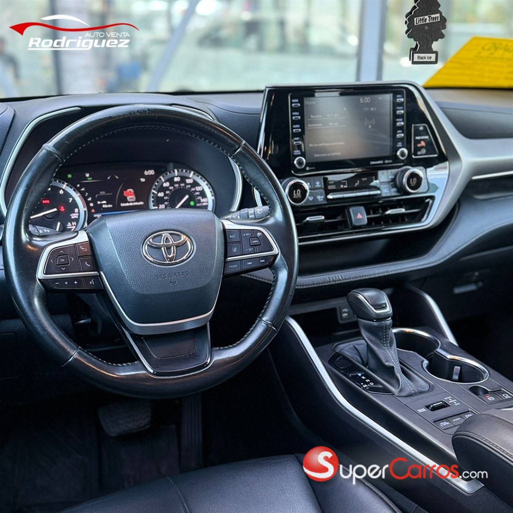2022 Toyota Highlander XLE — foto 3 / 9