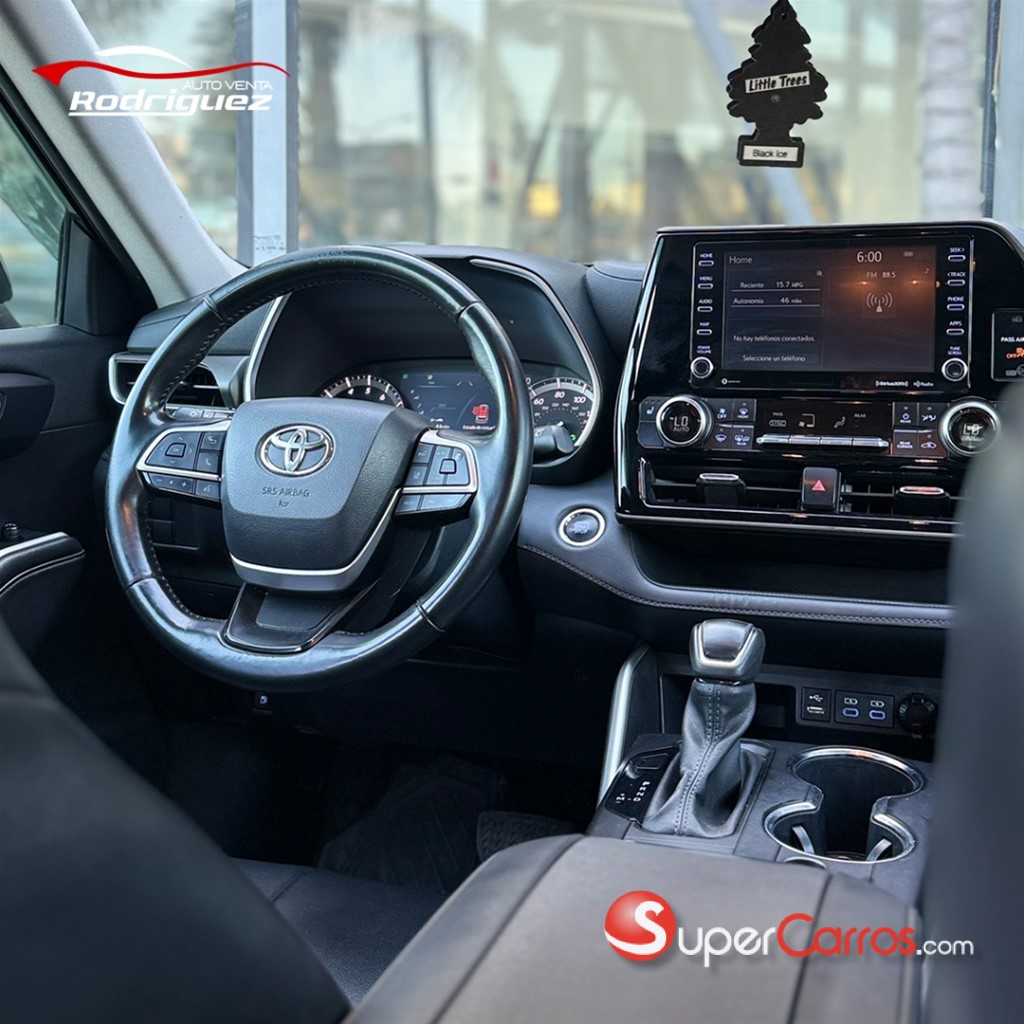 2022 Toyota Highlander XLE — foto 4 / 9