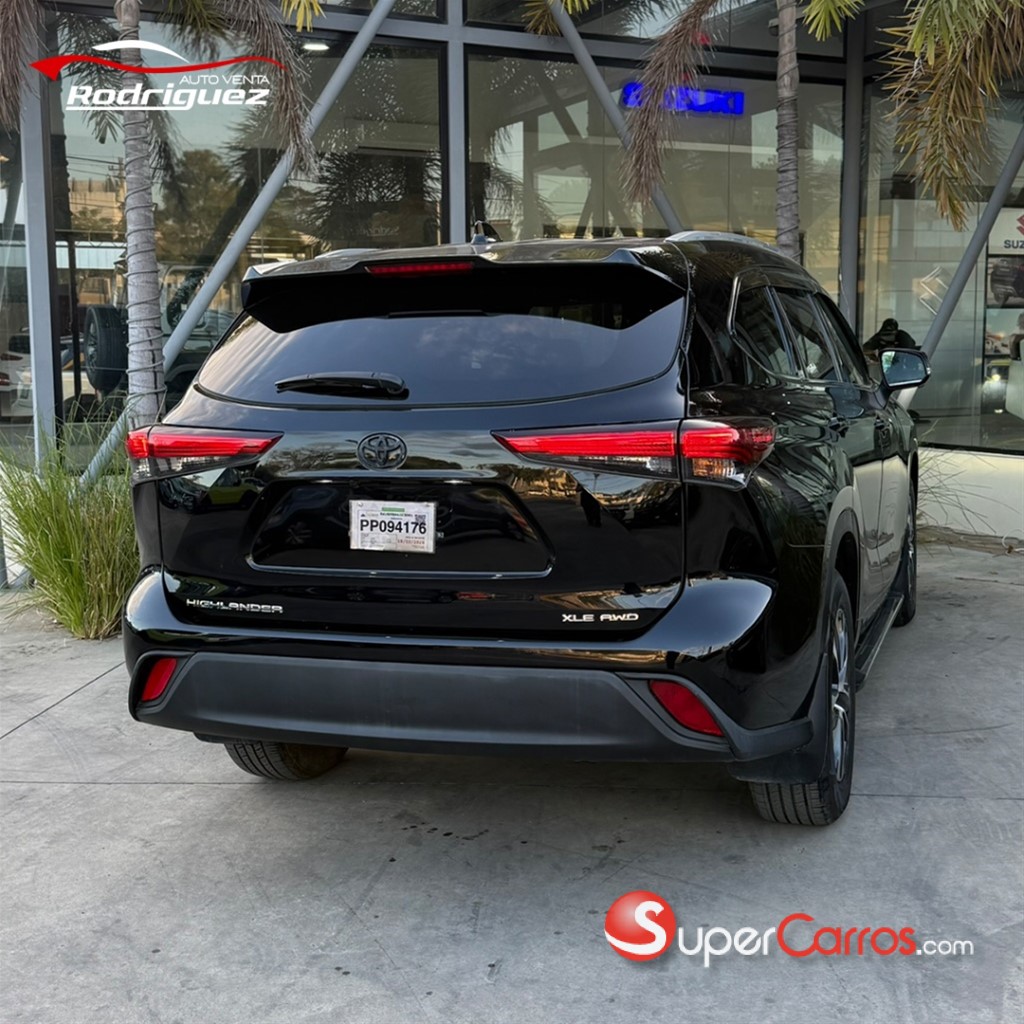 2022 Toyota Highlander XLE — foto 9 / 9